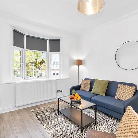 Modern Two Bedroom Apartment With Free Parking! Londres Exterior foto